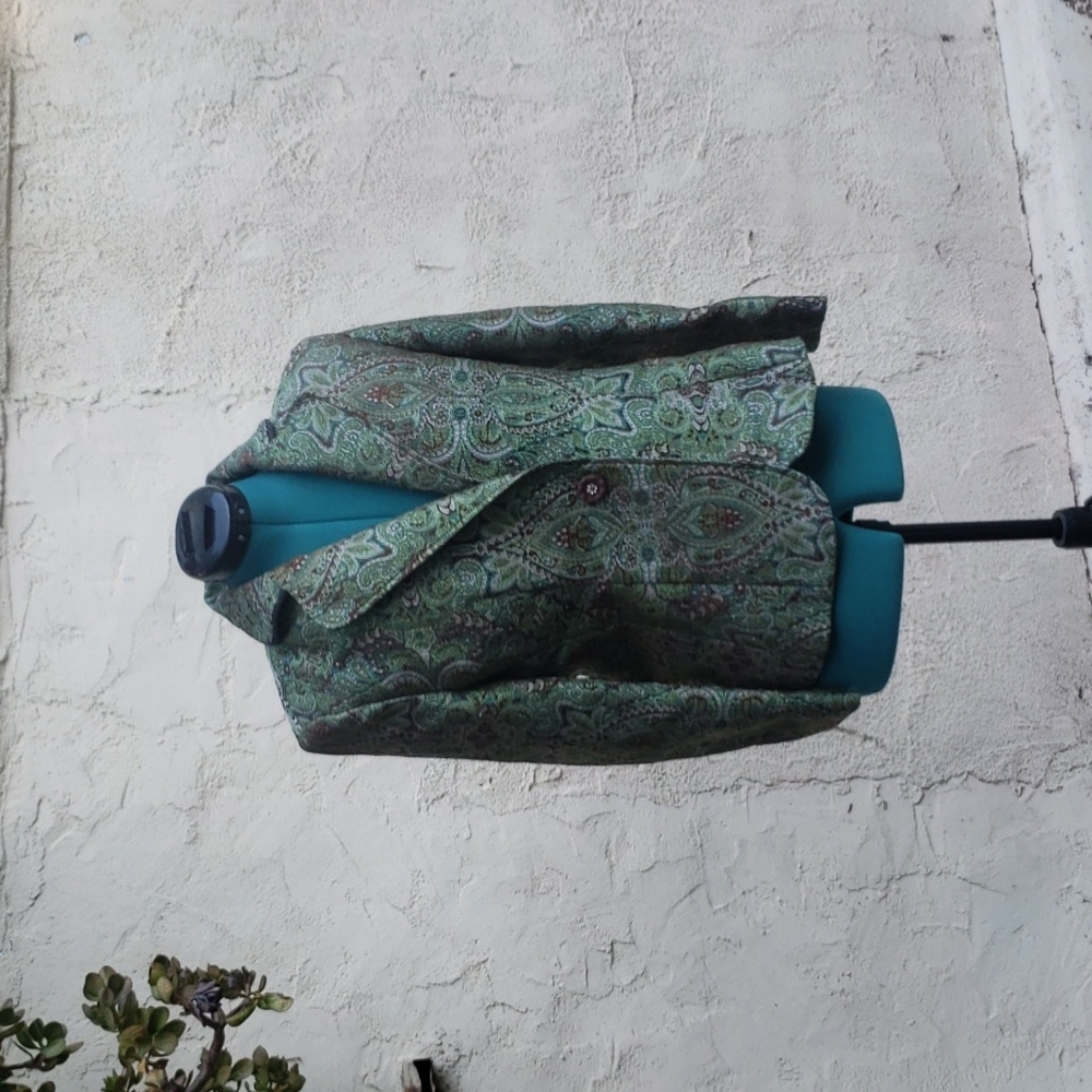 Ninety size 8p lady's suite jacket